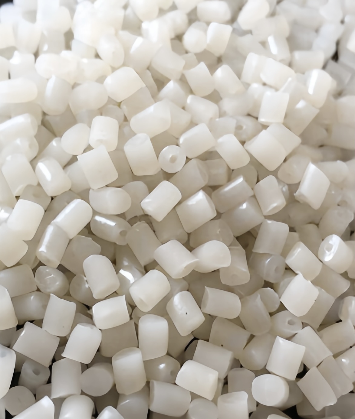 POM (Polyoxymethylene)